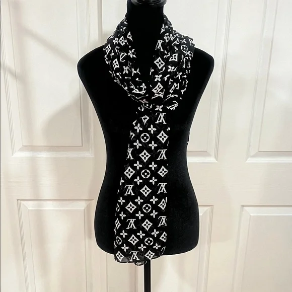 (( not authentic))NEW❤️LV Chiffon Shawl - Picture 4 of 17